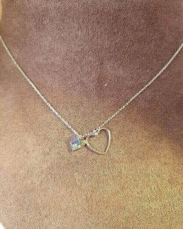 Gargantilla corazón de plata, corazón de piedras