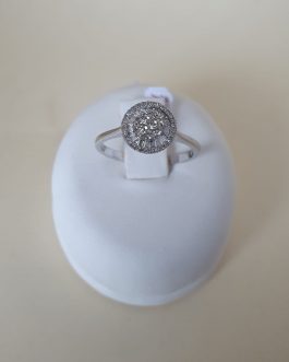 Sortija de oro blanco con brillantes