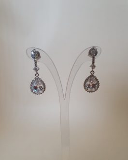 Pendientes con circonitas y zafiro blanco