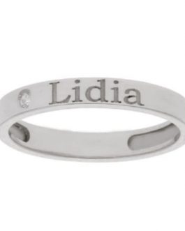 Anillo personalizado en plata con piedra