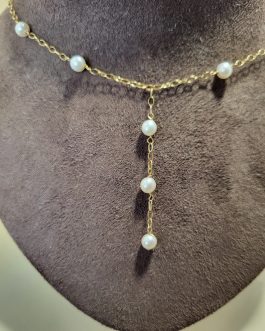 Gargantilla de oro con perlas