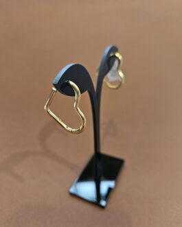 Aros en forma de corazón chapados en oro de Rocío Martín