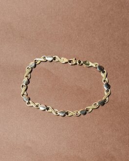 Pulsera en oro con infinitos