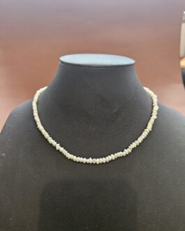 Collar de perlas de rio con cierre de plata chapada