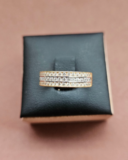Anillo de oro amarillo y blanco con circonitas