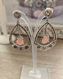 Pendientes largos con ópalo rosa y circonitas rosas de Top Silver